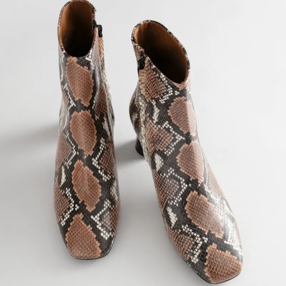 & Other Stories Wooden Heel Snake Ankle Boots Size 7 - Picture 2 of 14